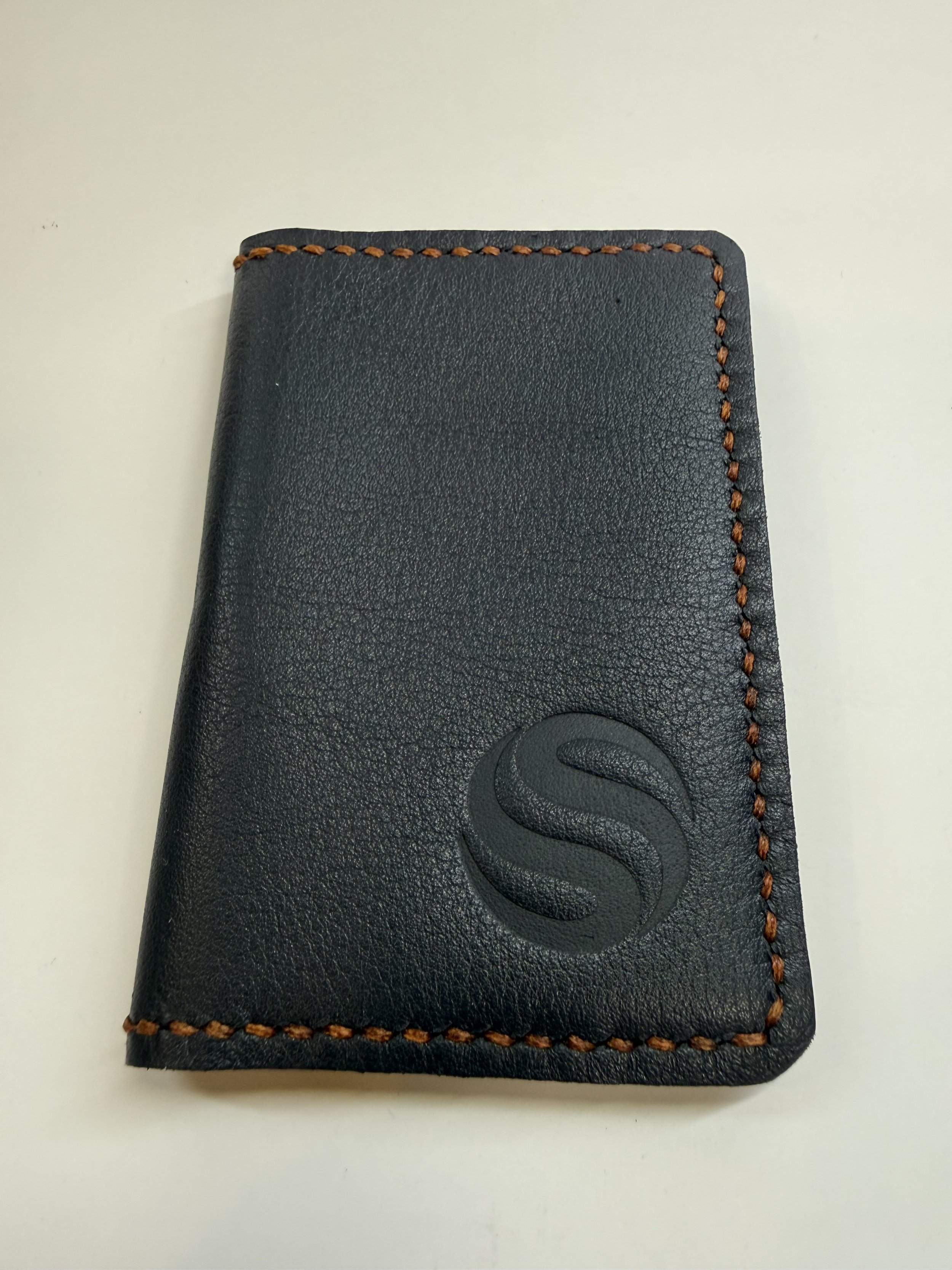 Elegant Leather Minimalist Wallet