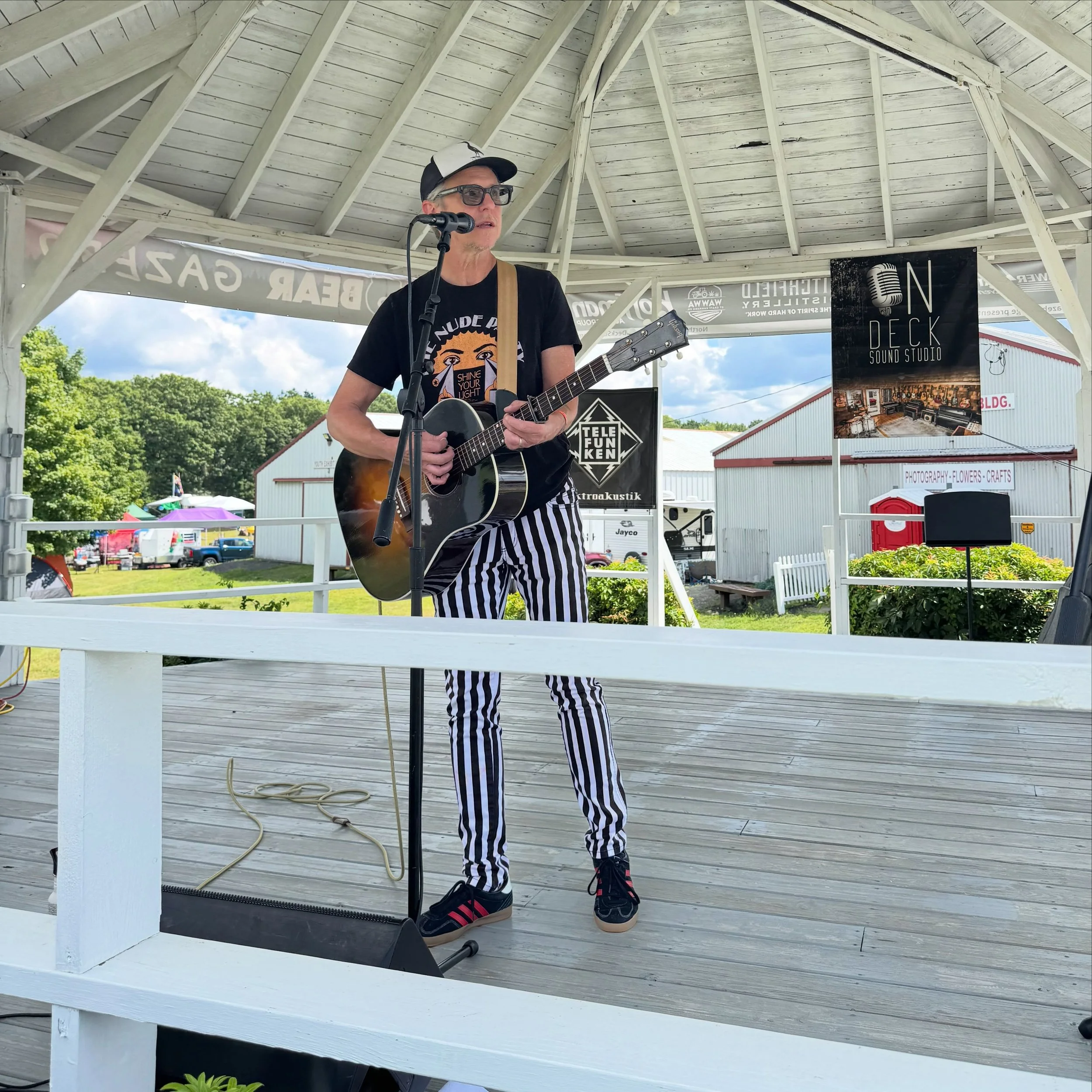 i forgot i wore my clown uniform to play the @blackbearfest 

thanks to @ondecksoundstudio