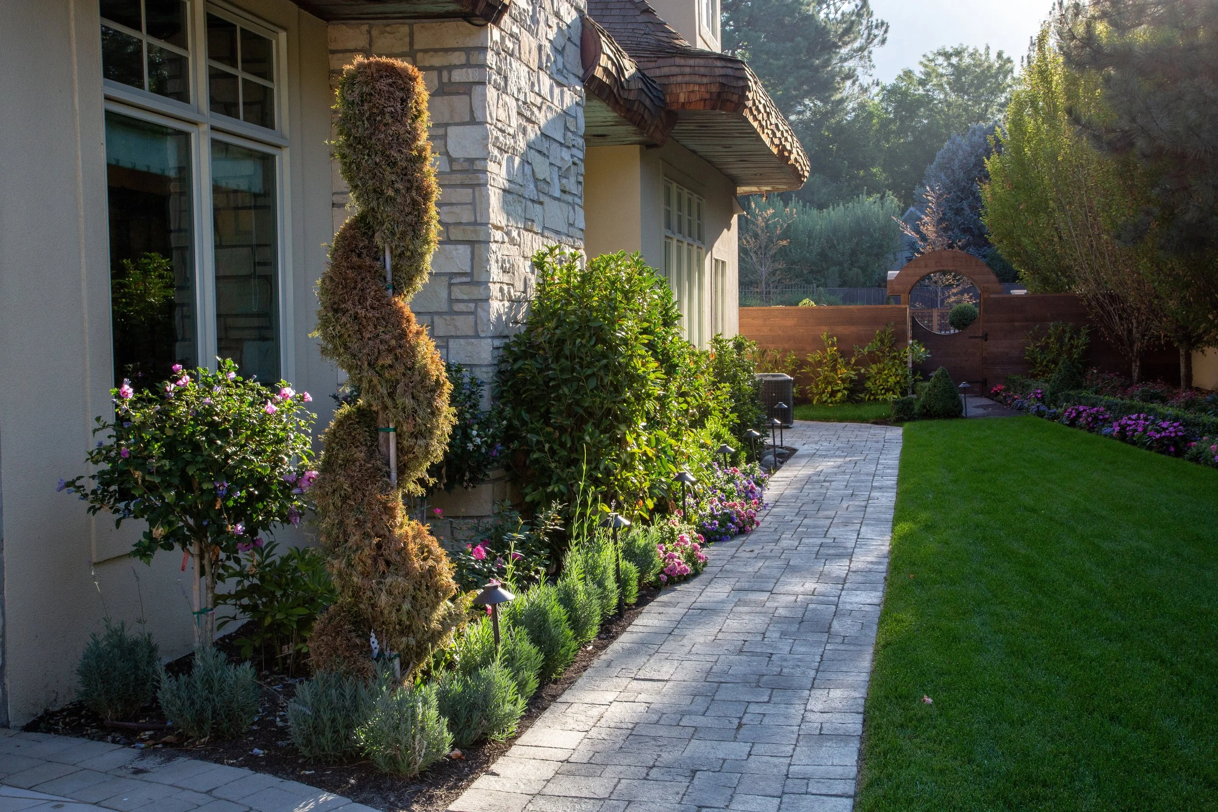gorgeous side yard.jpg