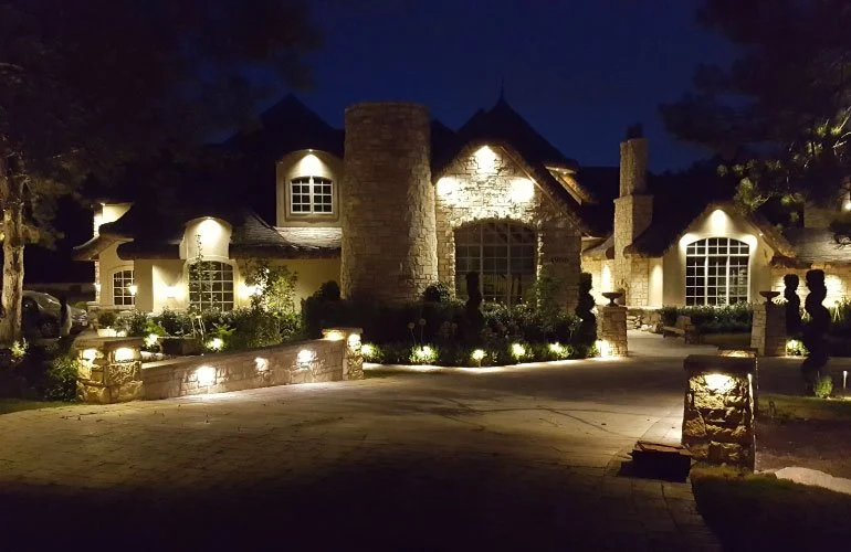 Outdoor-Lighting-01.jpg