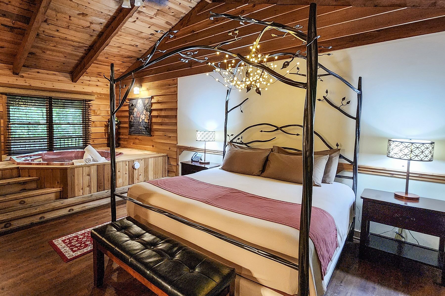 omantic North Georgia cabin with king bed and private hot tub at Forrest Hills Resort