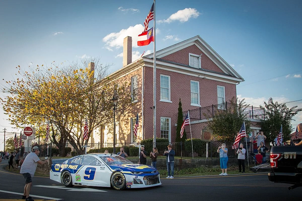Downtown Dawsonville courthouse with Chase Elliott's race car
