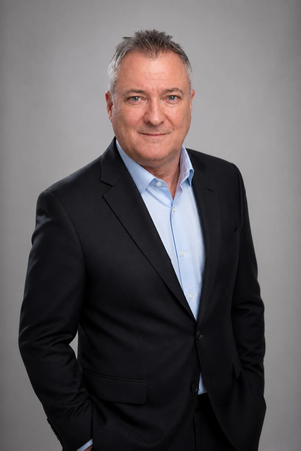Ernesto Martinez headshot of professional negotiator from Sacramento, CA