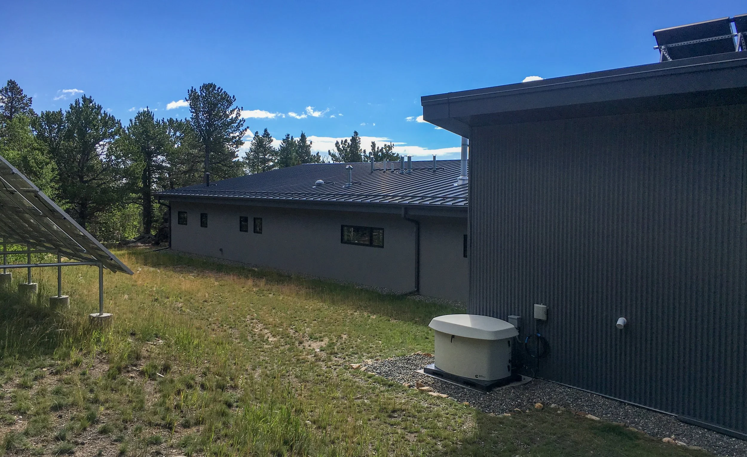 BEASLEY ARCHITECTURE AND DESIGN - JAMES BEASLEY ARCHITECT - BaaD - midcentury modern - mountain architecture -Corner glass - passive solar - HUMAN ARCHITECTURE - Boulder - Nederland - Colorado -  off the grid  - CUSTOM residential architecture - mode