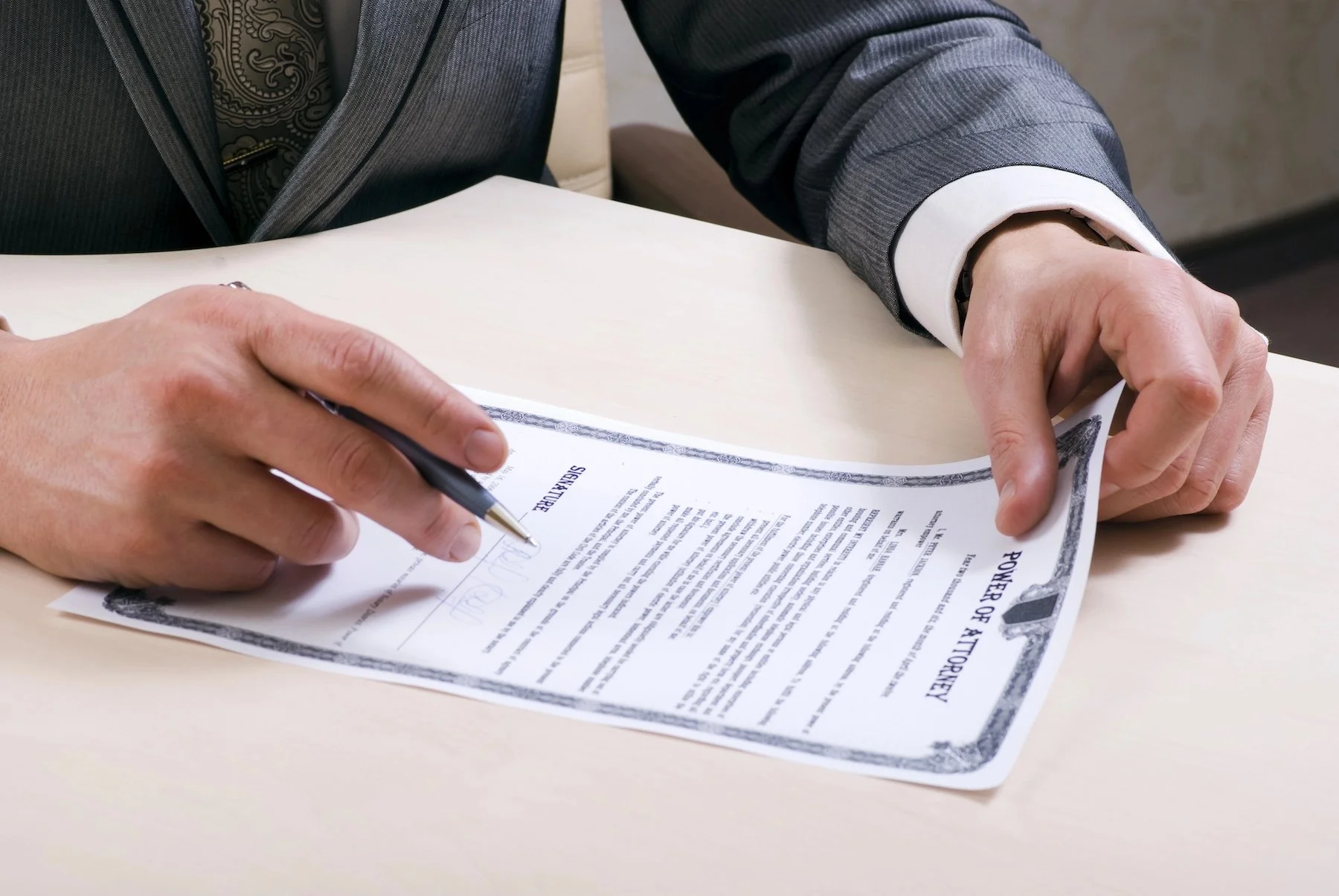 Mobile notary witnessing a Power of Attorney signing in the West Valley, Arizona