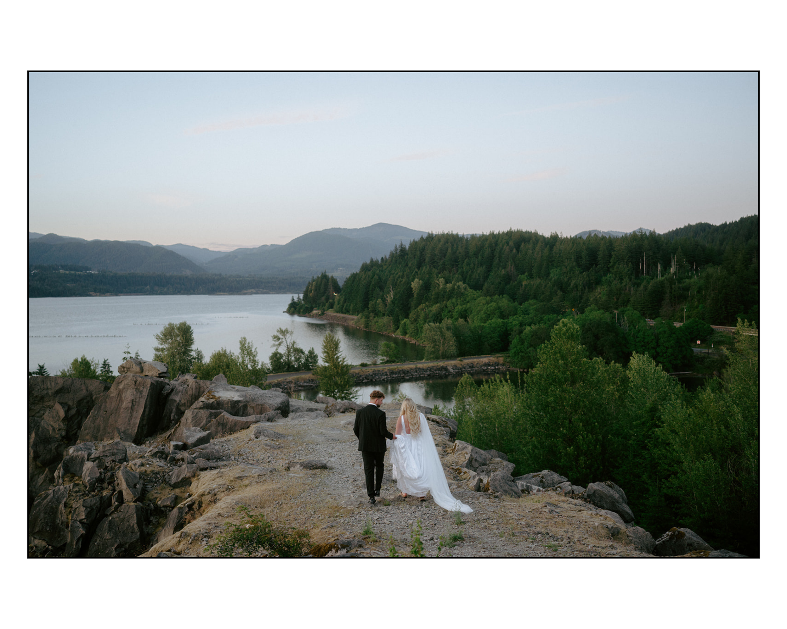 portland-oregon-elopement-photography20.png