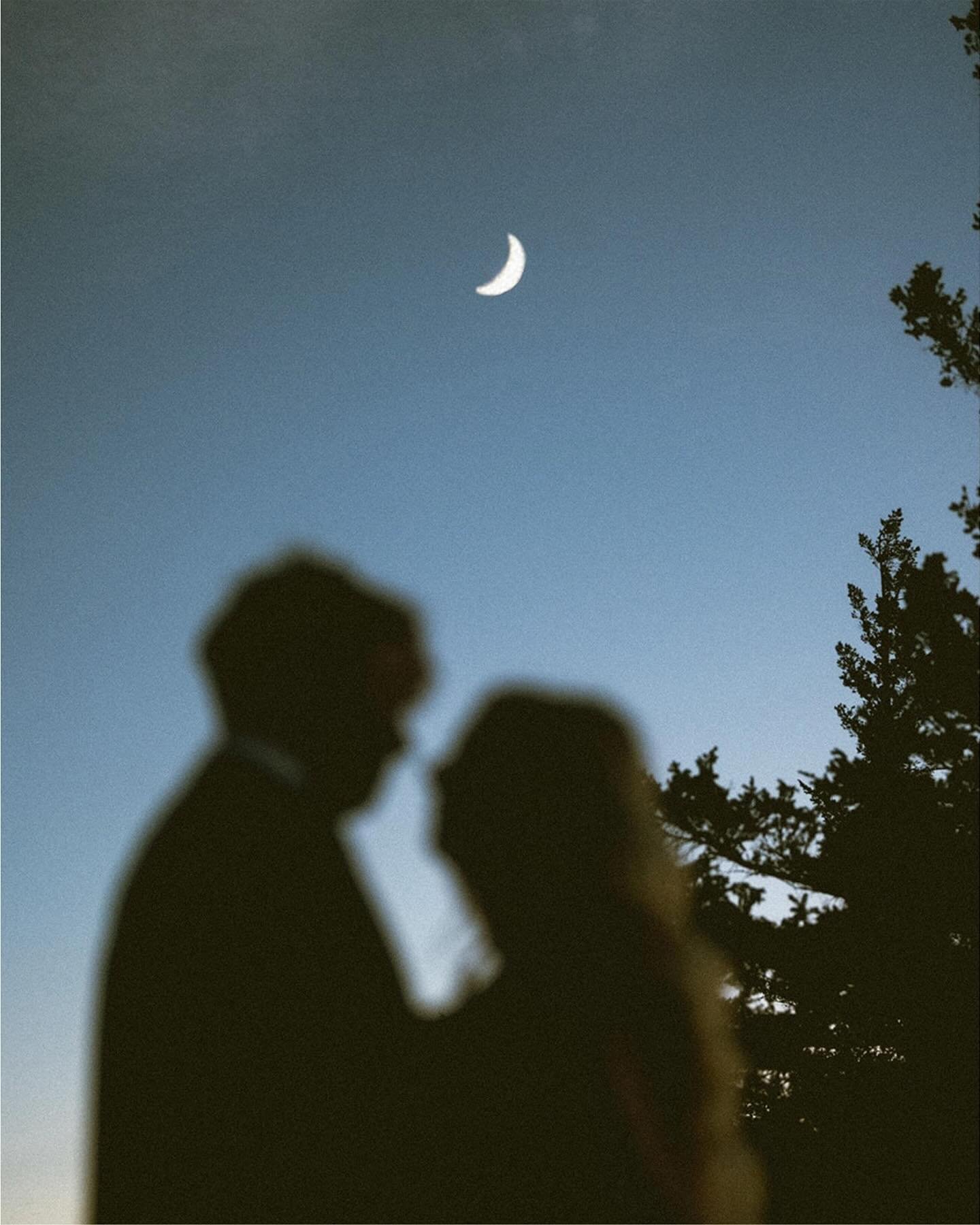 K &amp; B in the gorge <3
.
.
.
#oregonelopement #elopementphotography #oregonelopements #oregonweddingphotographer #columbiarivergorge