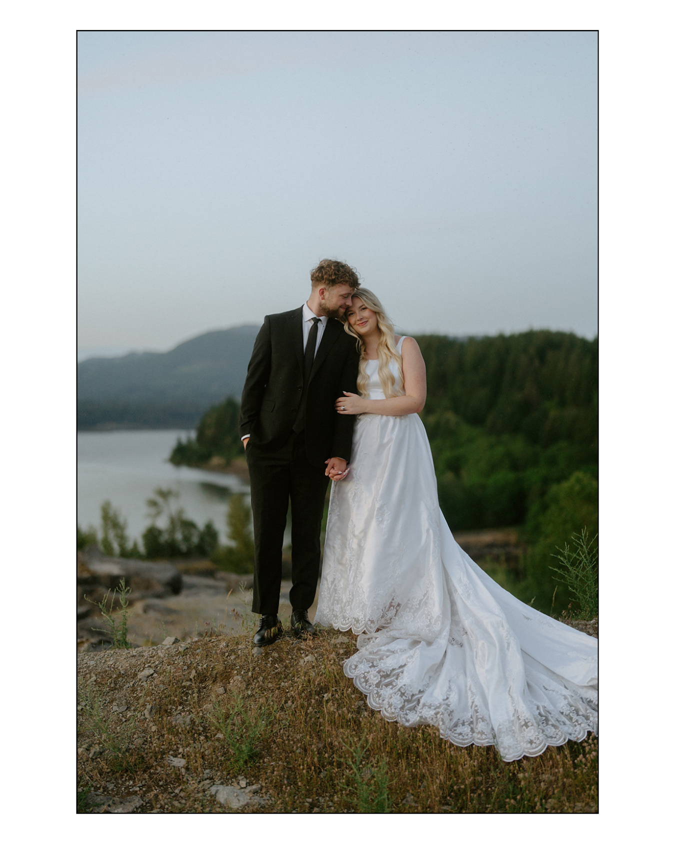 portland-oregon-elopement-photographer34.png