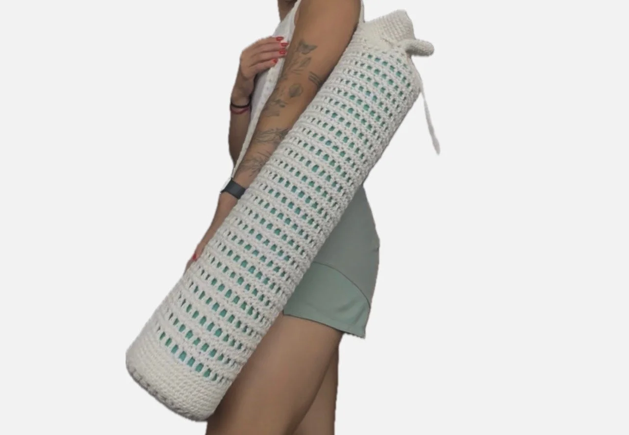 hand-crocheted white mat holder