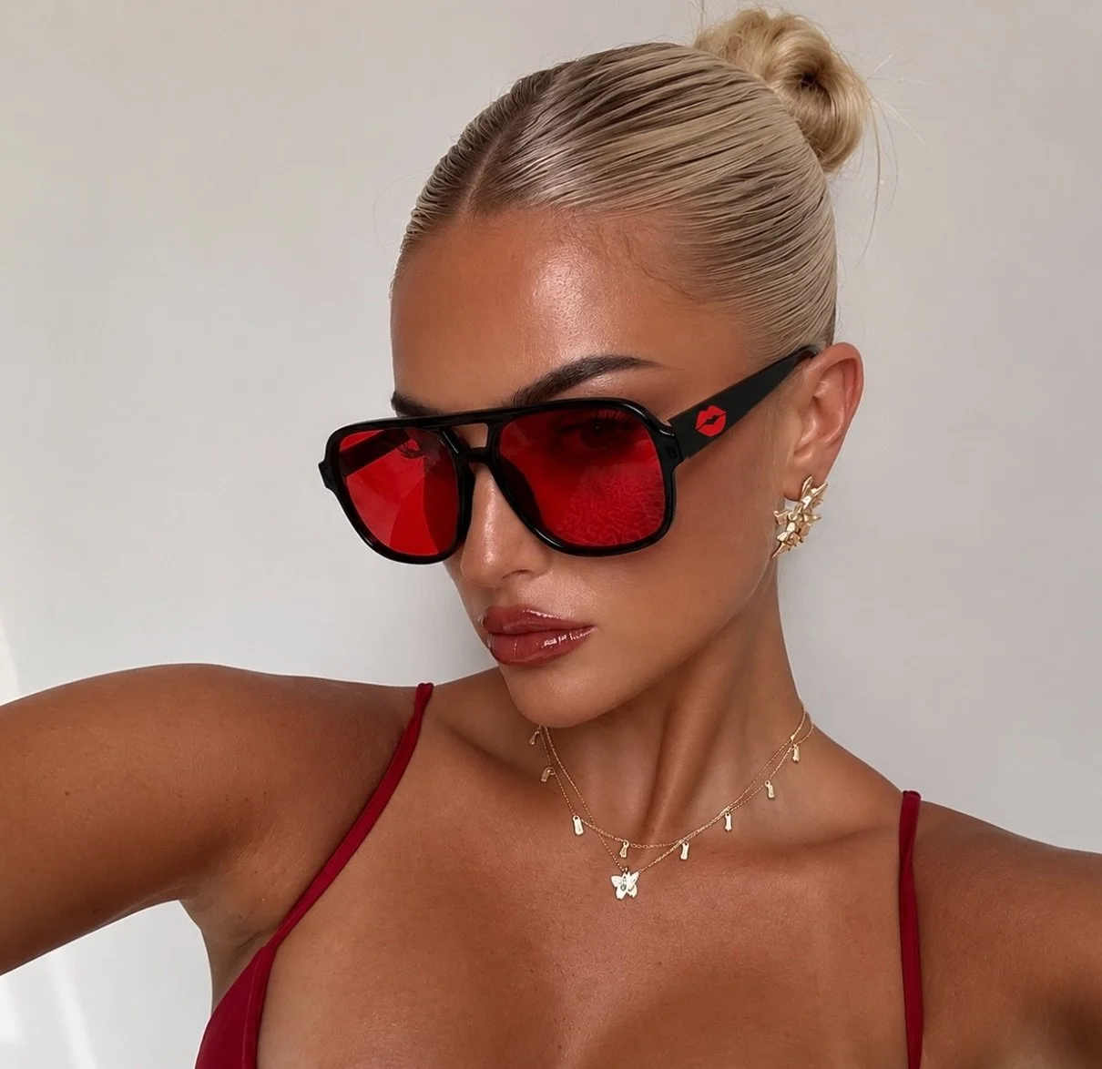 SEAQUAL red lip sunnies