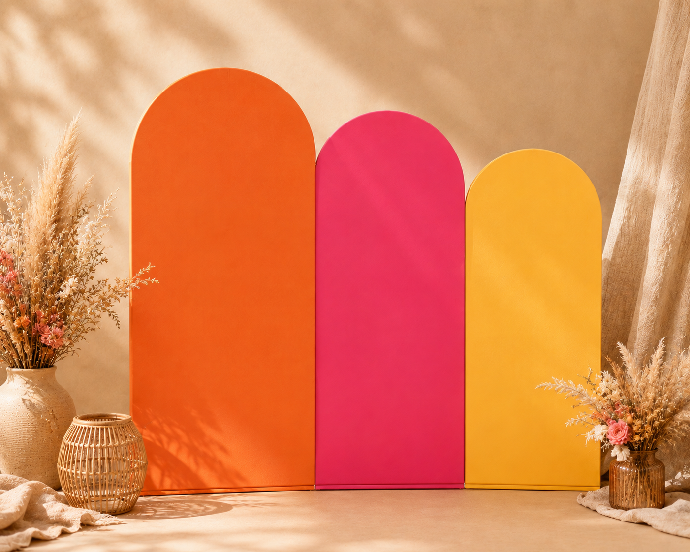 Backdrop Summer coloré en location pour anniversaire, pool party, garden party et événements estivaux. Idéal pour un coin photo dynamique ou une décoration de buffet. Disponible chez Les Jolis Instants sur la Côte d’Opale.