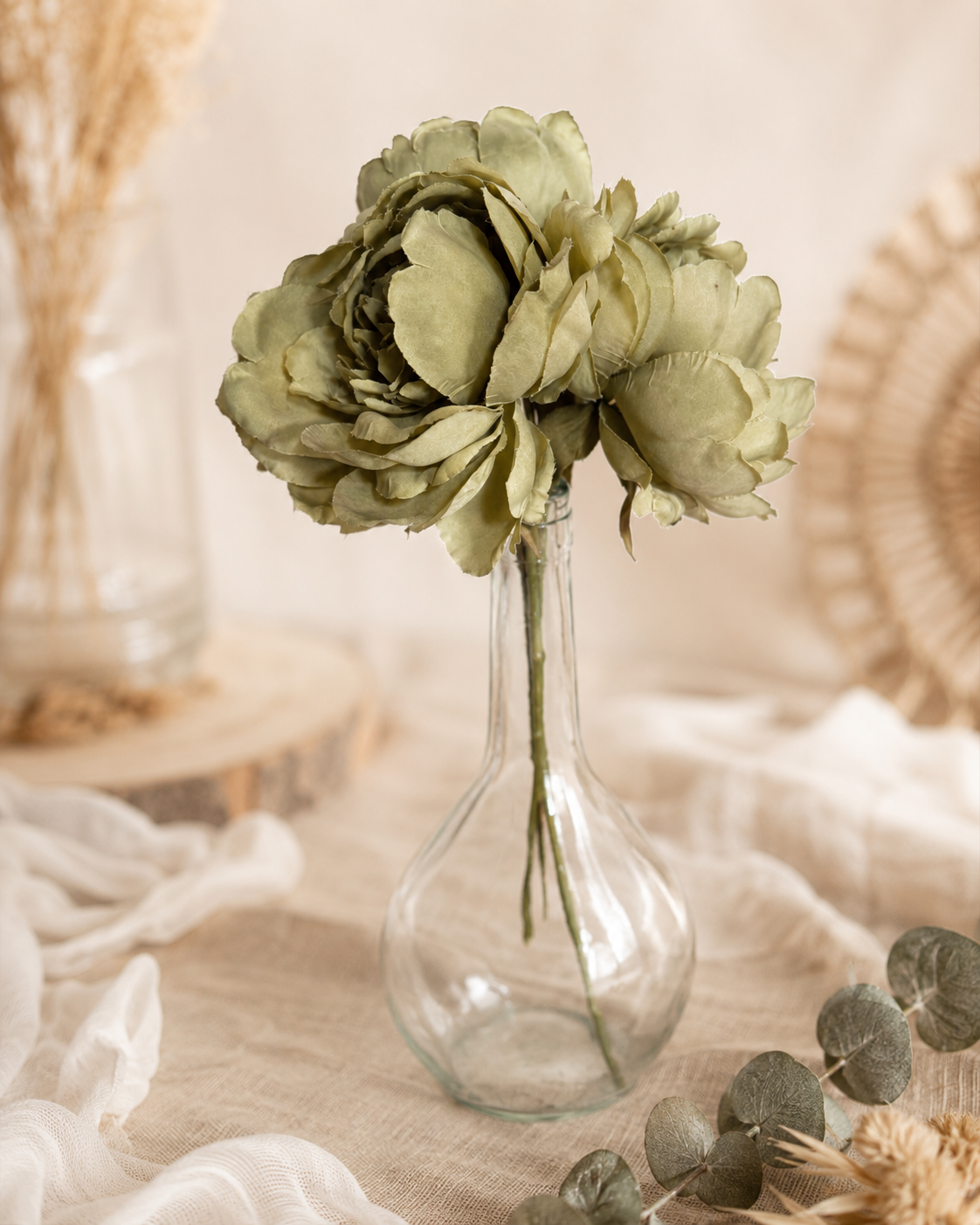 Vase & pivoines artificielles - 2€
