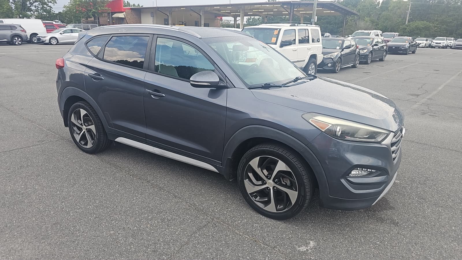 TUCSON - HYUNDAI - 2017