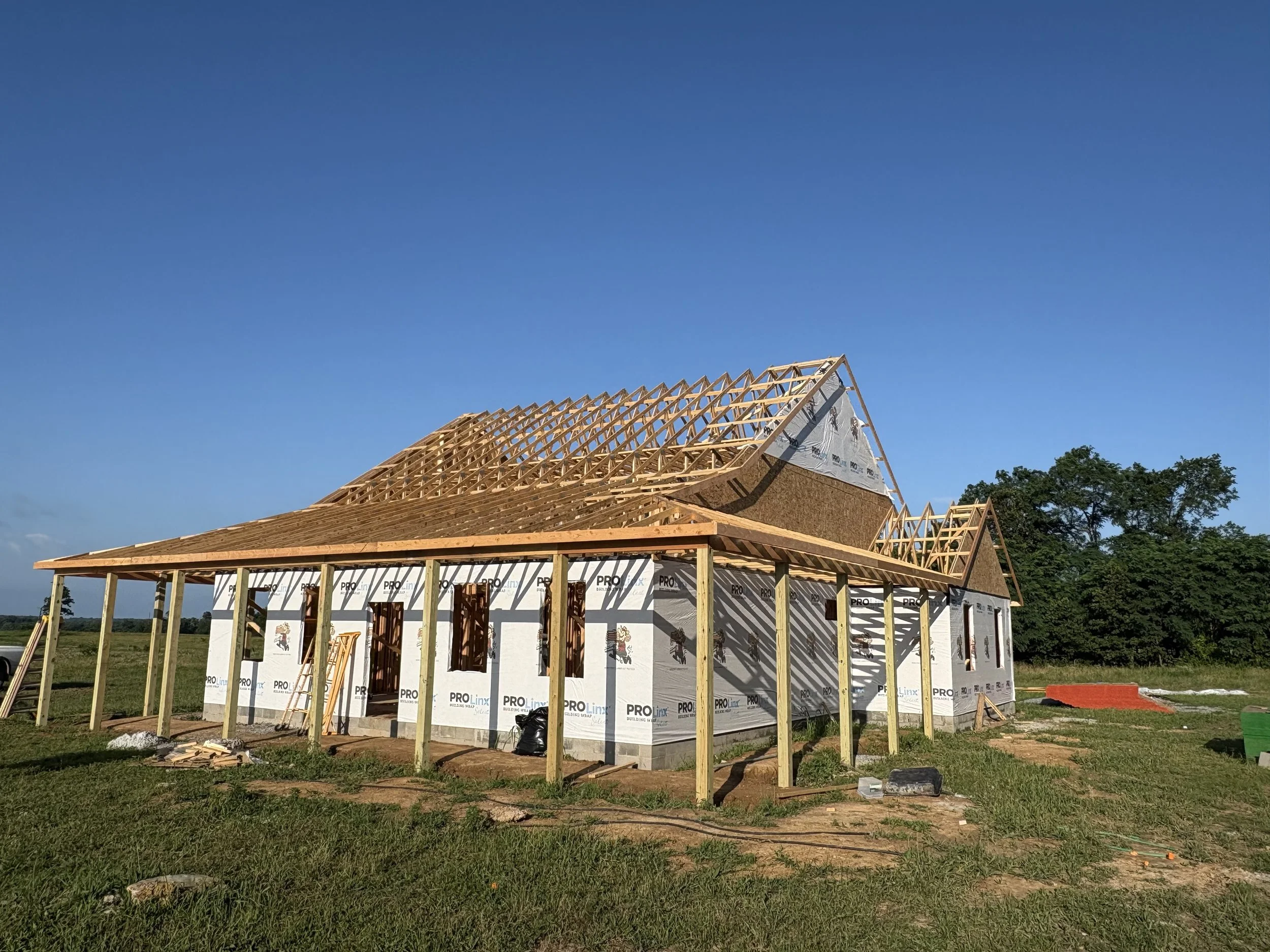 Truss Package Set & Ready to Deck