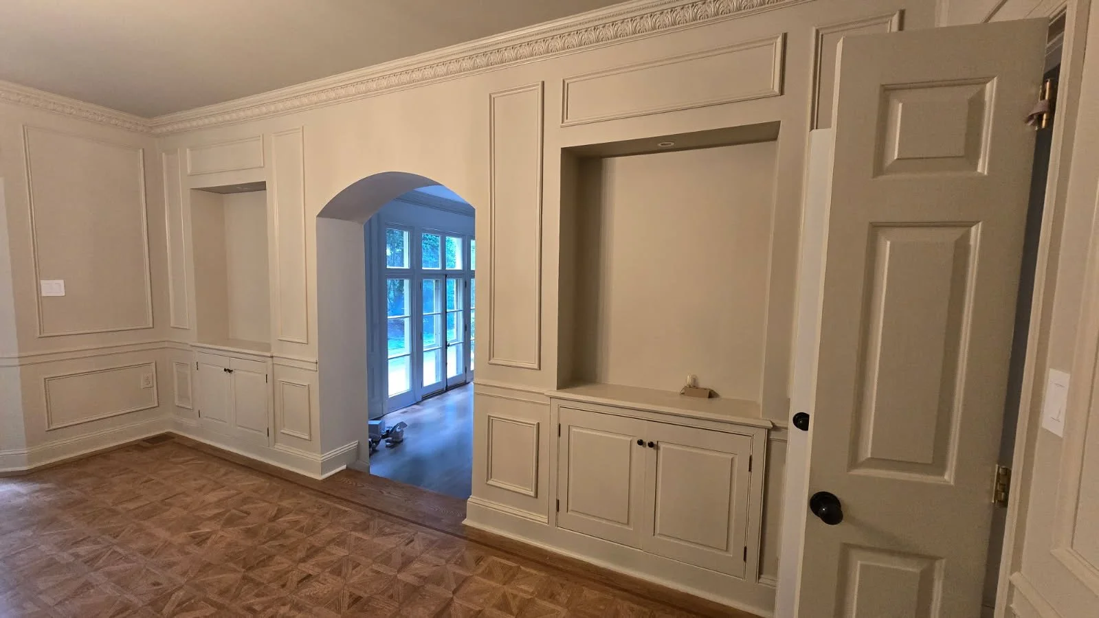 Professional Painter in Chester Springs for interior painting, exterior painting, commercial painting, and residential painting