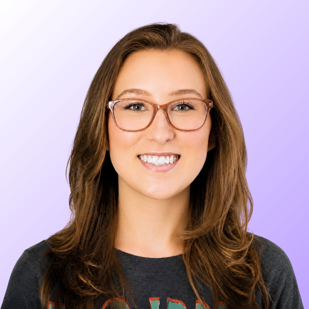 Headshot of Carly Stump