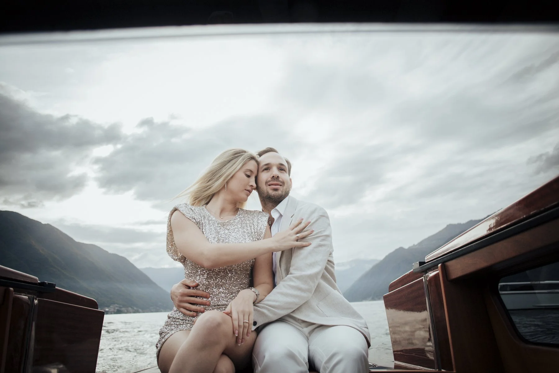 WEDDINGS AND COUPLES