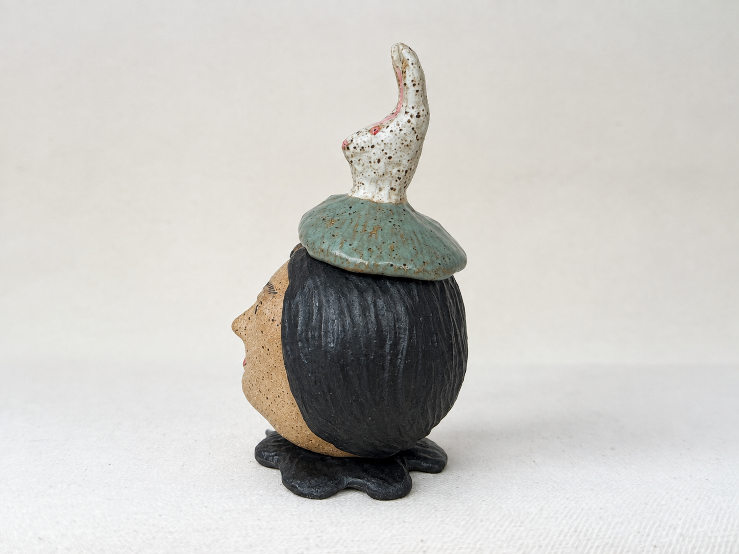 bunnyhatlady-left.png