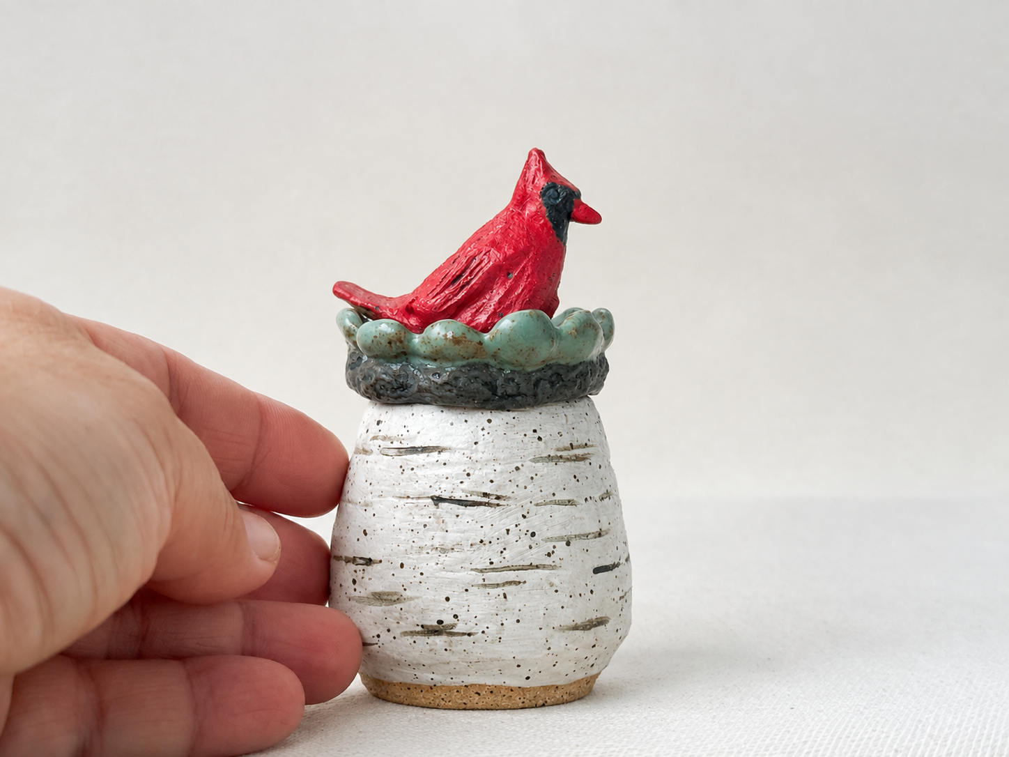 cardinal-hand-2.png