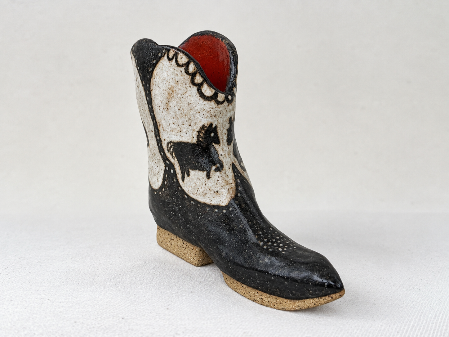 horse-cowboy-boot-front.png