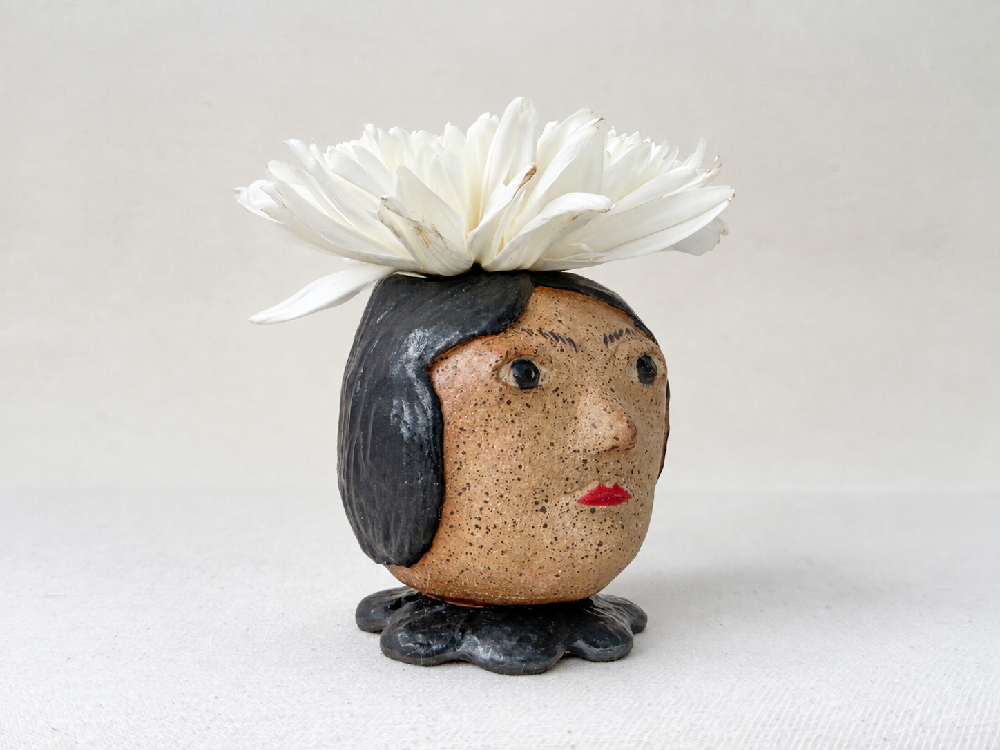 bunnyhatlady-flower-right.png
