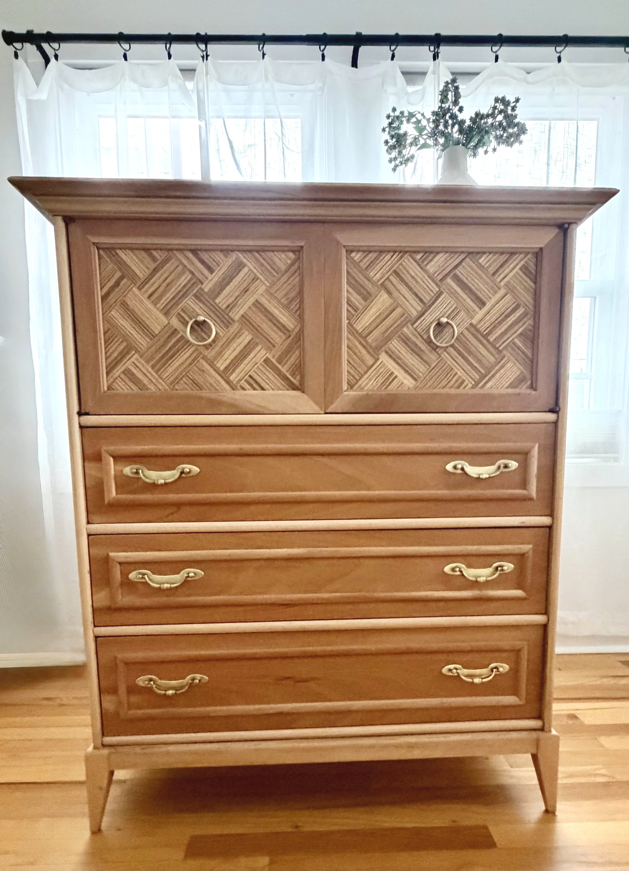 Broyhill Gentleman's Chest · Fully Restored