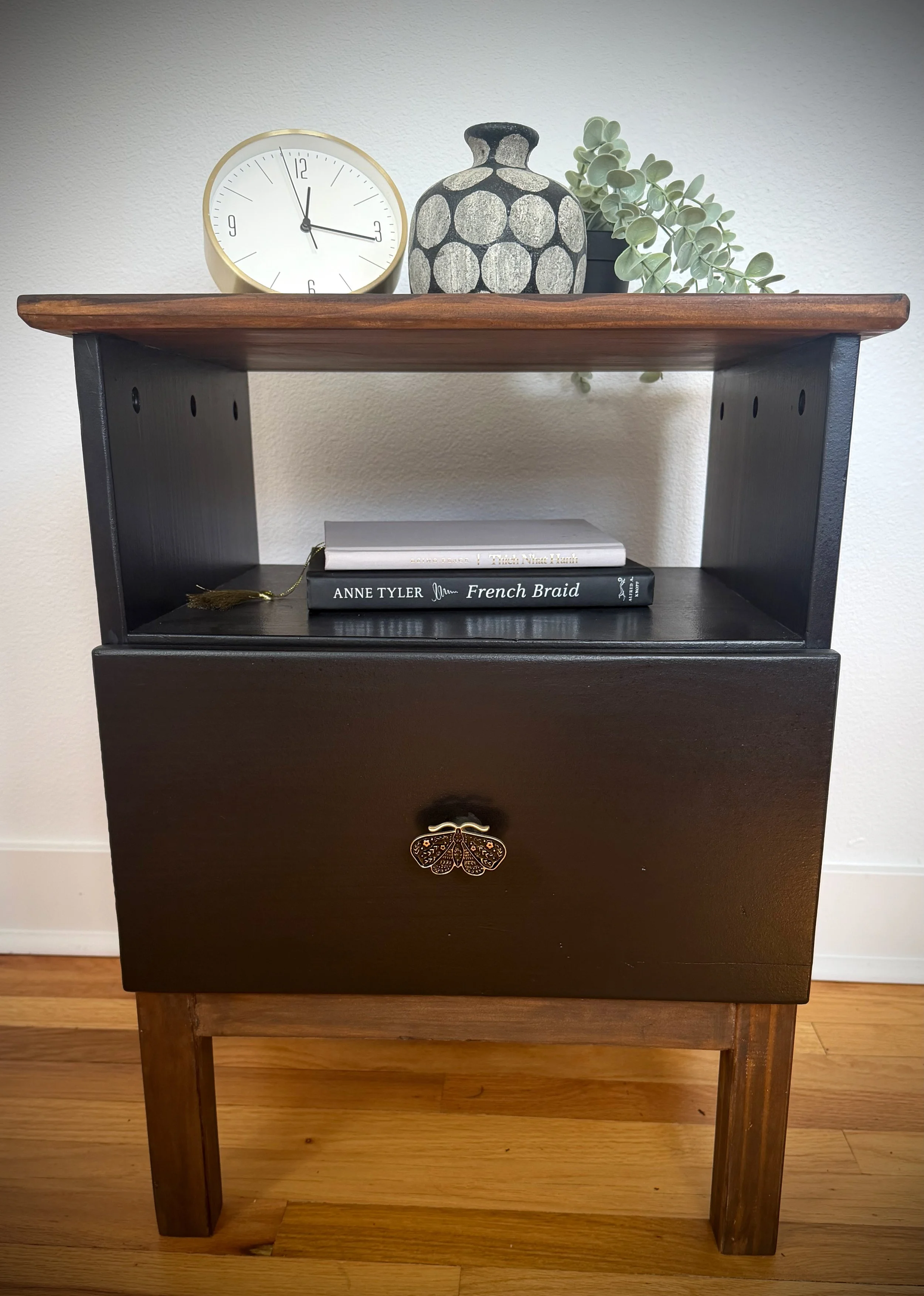 Black & Dark Walnut Nightstand/Accent Table
