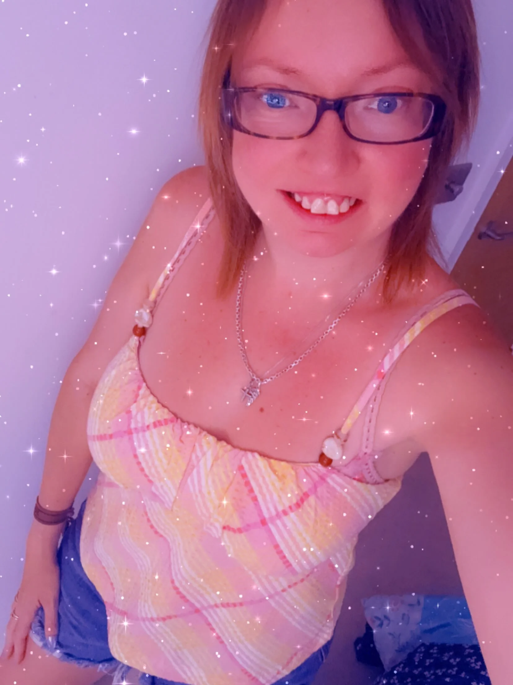 Confidence is learning to dance when nobody is watching.

Not because anyone is clapping.

Not because someone is telling you that you&rsquo;re doing it right.

But because you don&rsquo;t need an audience to feel good about being you.

Think about t