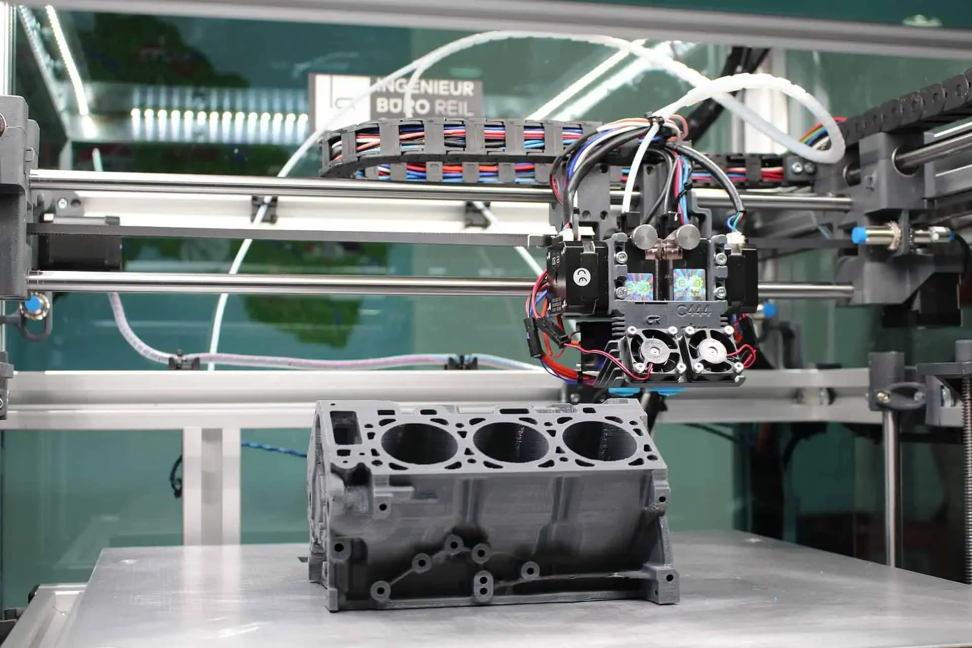 Additive Manufacturing in the UAE: How Industrial Teams Decide Whether It Fits