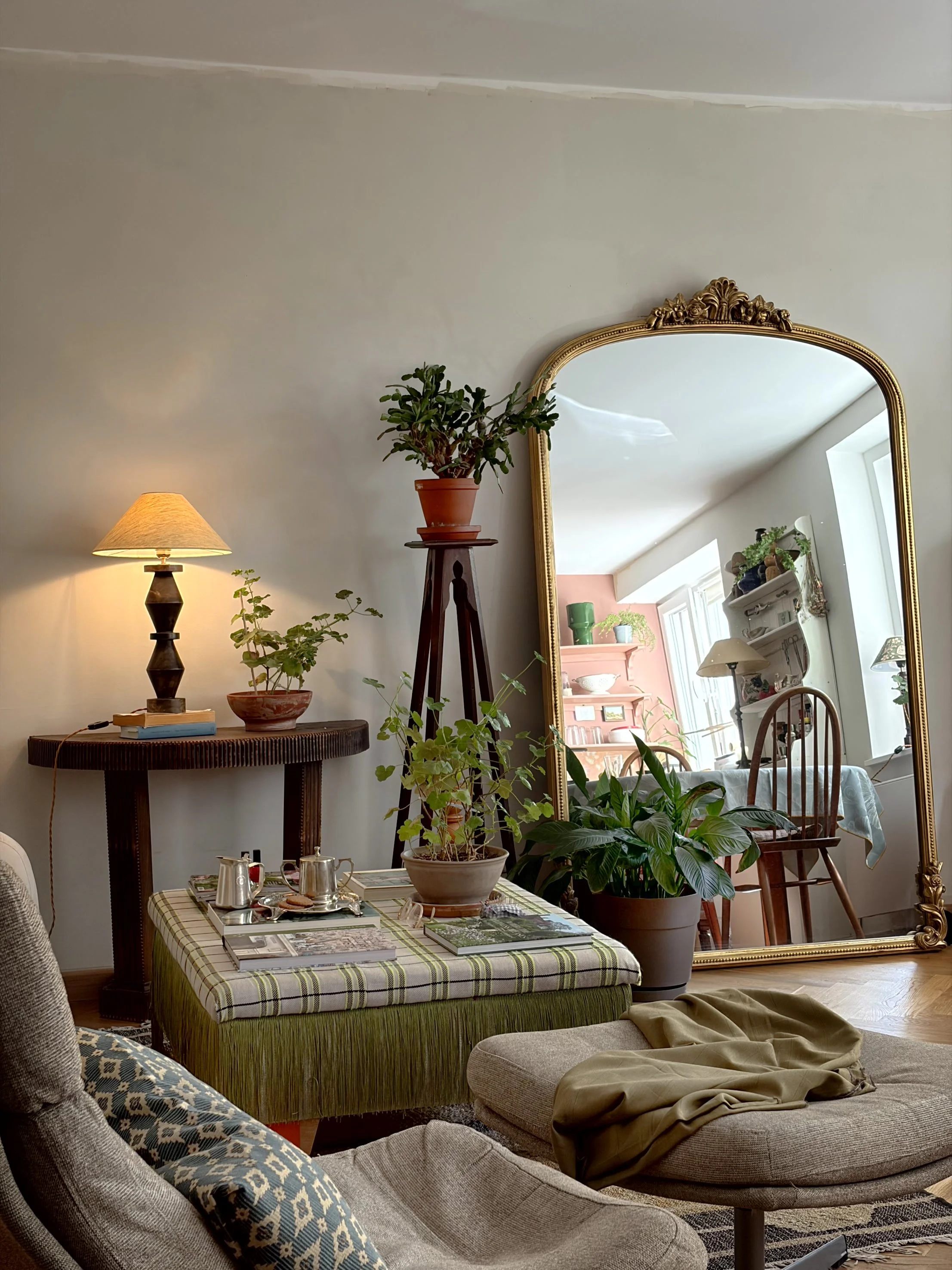 damnzoe interior 9.jpg