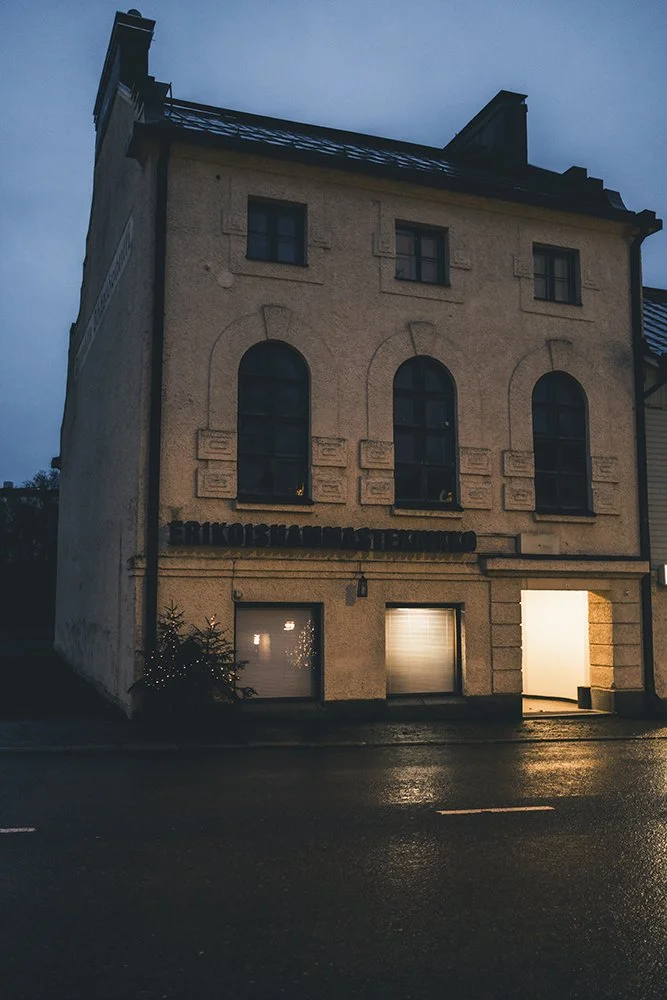 Valokuvia Vammalasta. Tyrvään säästöpankki.