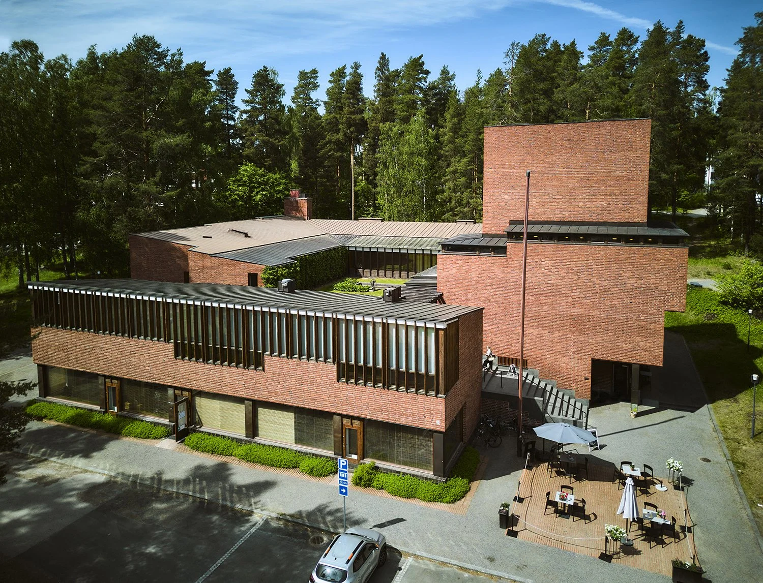 Säynätsalon kunnantalo - Arkkitehtuurivalokuvaus