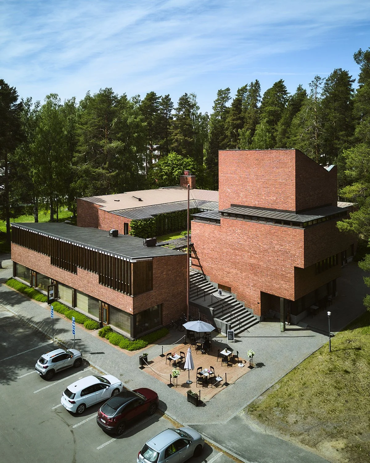 Säynätsalon Kunnantalo - Arkkitehtuurivalokuvaus