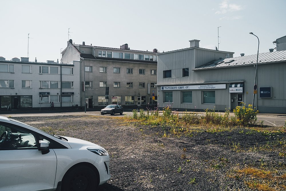 Parkkipaikka Tornion keskustassa