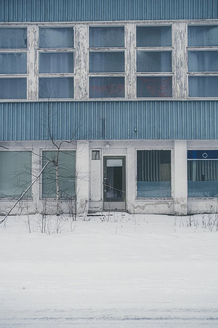 Tyhjentyvä Suomi. Valokuvia Kolhosta