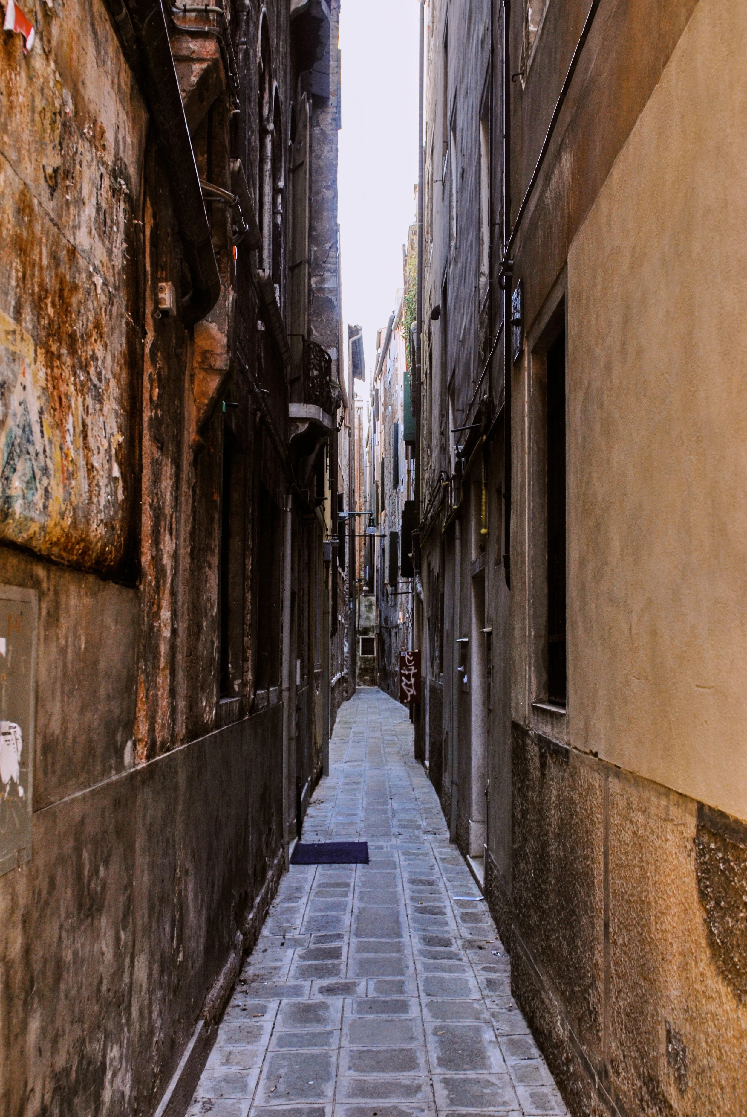 Alley in Venice