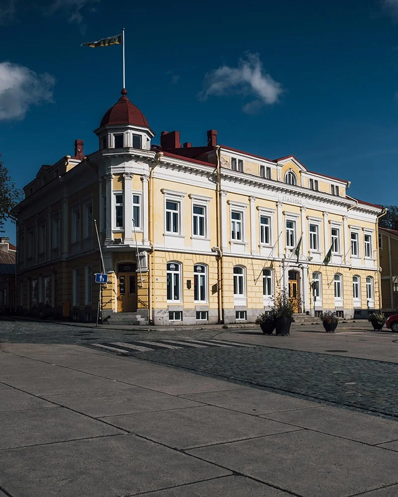 Valokuvia Tammisaaren kaupungintalosta