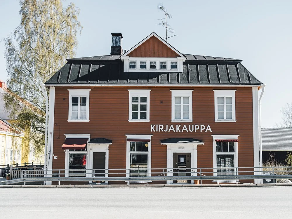 Ruoveden pieni kirjakauppa Vinha. Valokuvia Ruovedeltä