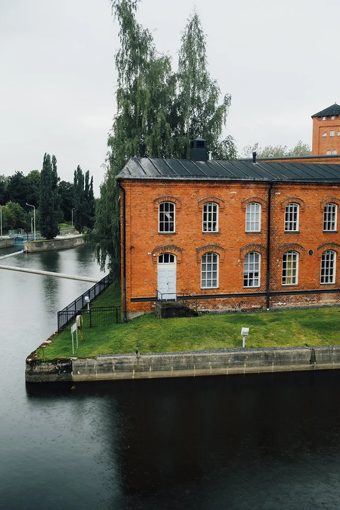 Valokuvia Valkeakoskelta. Tehdashistoriaa Valkeakoskella