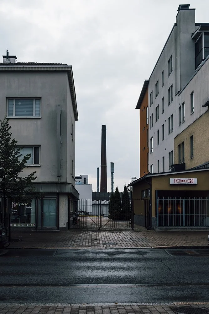 Kuvia Valkeakoskelta. Tehtaan piippuja