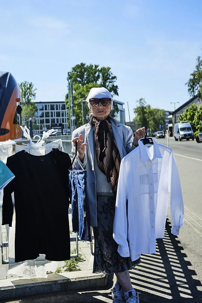 Kauppias Tallinnan juna-asemalla