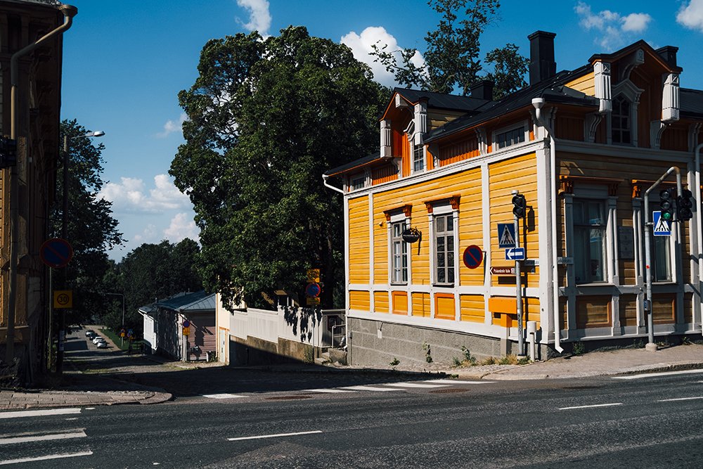 Puutalo Linnakadulla Hämeenlinnassa