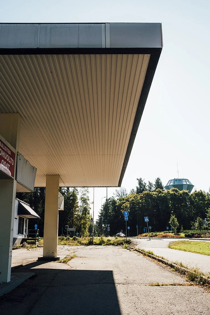 Vanha huoltoasema Ikaalisissa. Valokuvia Ikaalisista