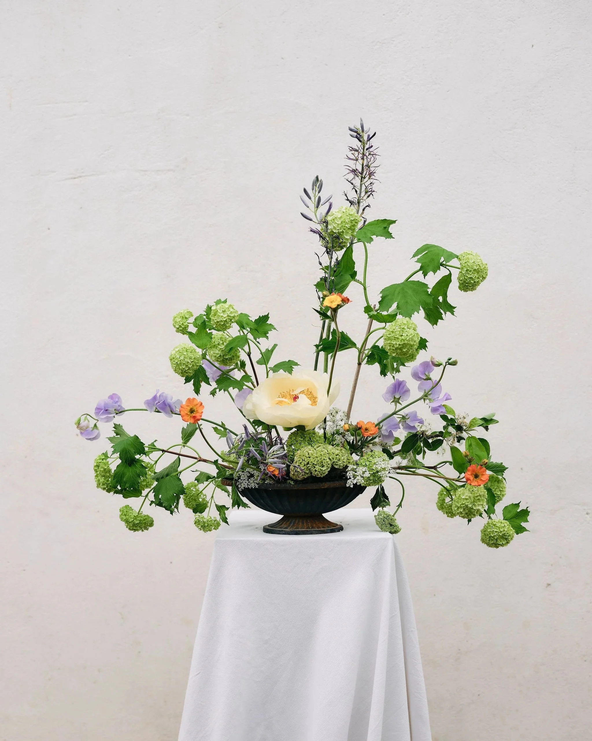Urn - Floristry Retreat 