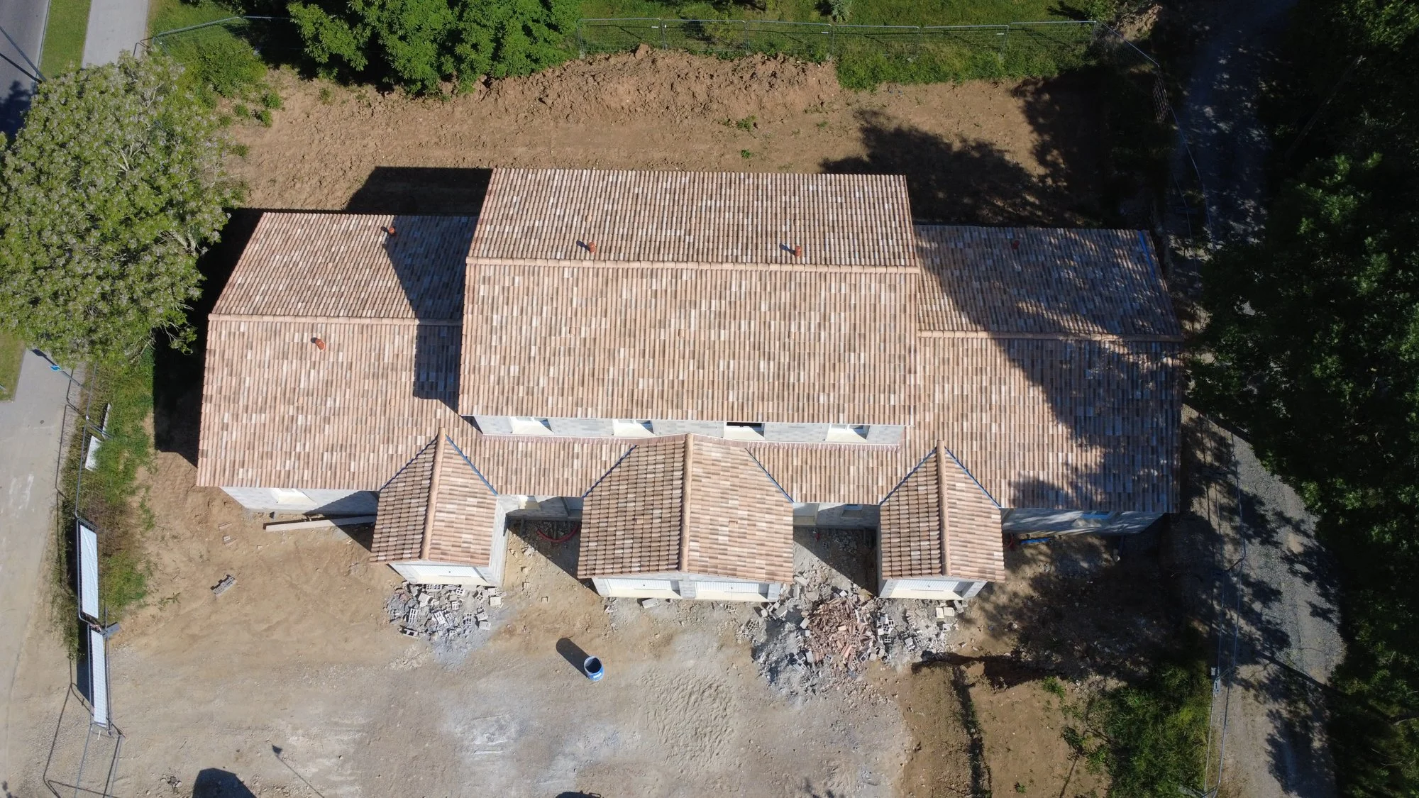 Construction de 4 maisons LES PROMOTEURS à Bon Encontre