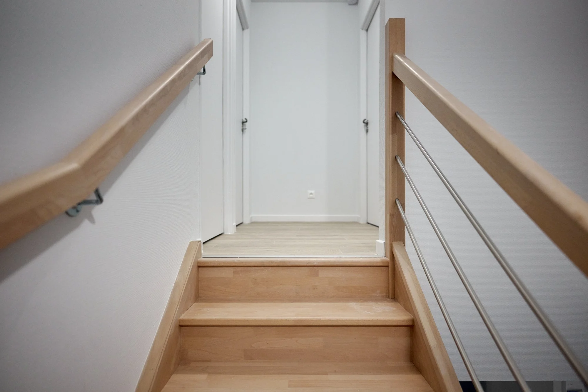 Escalier Construction de 4 maisons LES PROMOTEURS à Bon Encontre