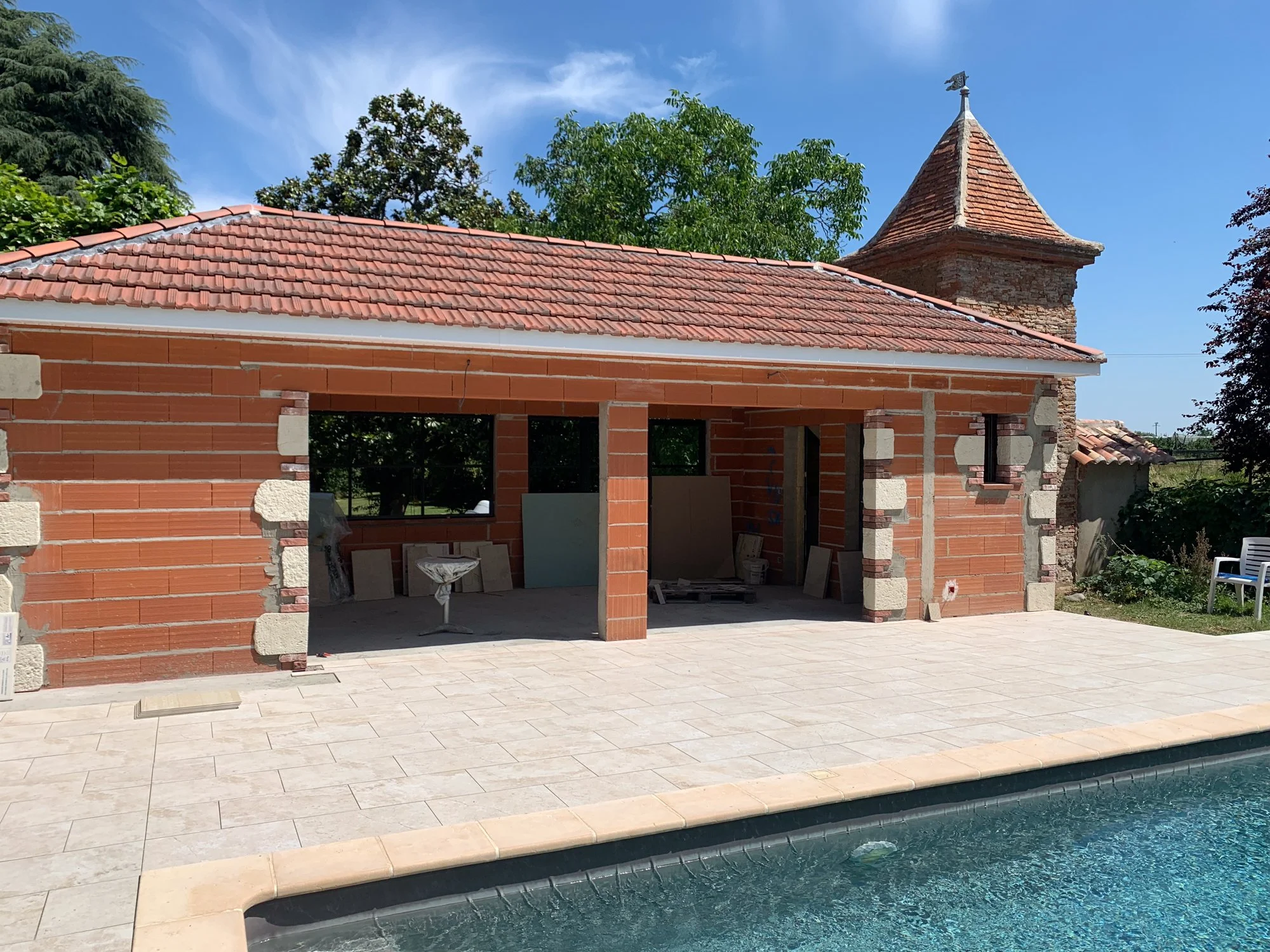 Rénovation : travaux en cours Pool House Les Promoteurs