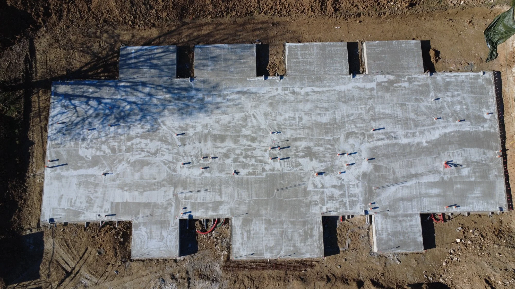 Construction de 4 maisons LES PROMOTEURS à Bon Encontre