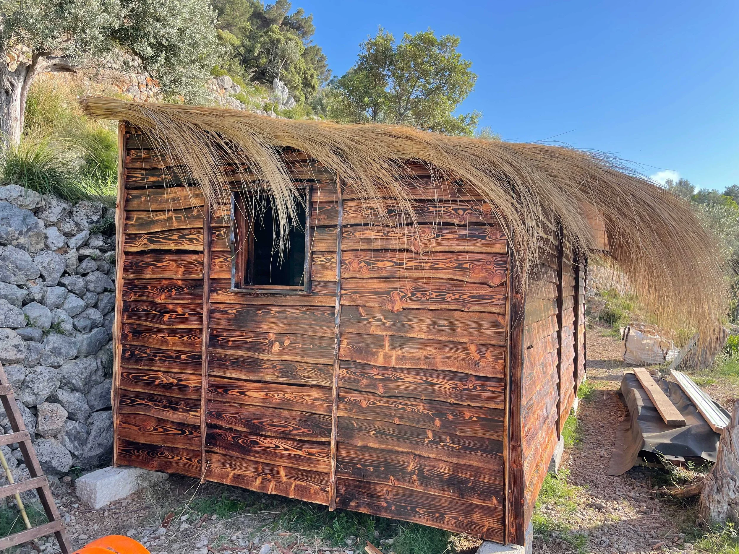 Porche. Shed.
