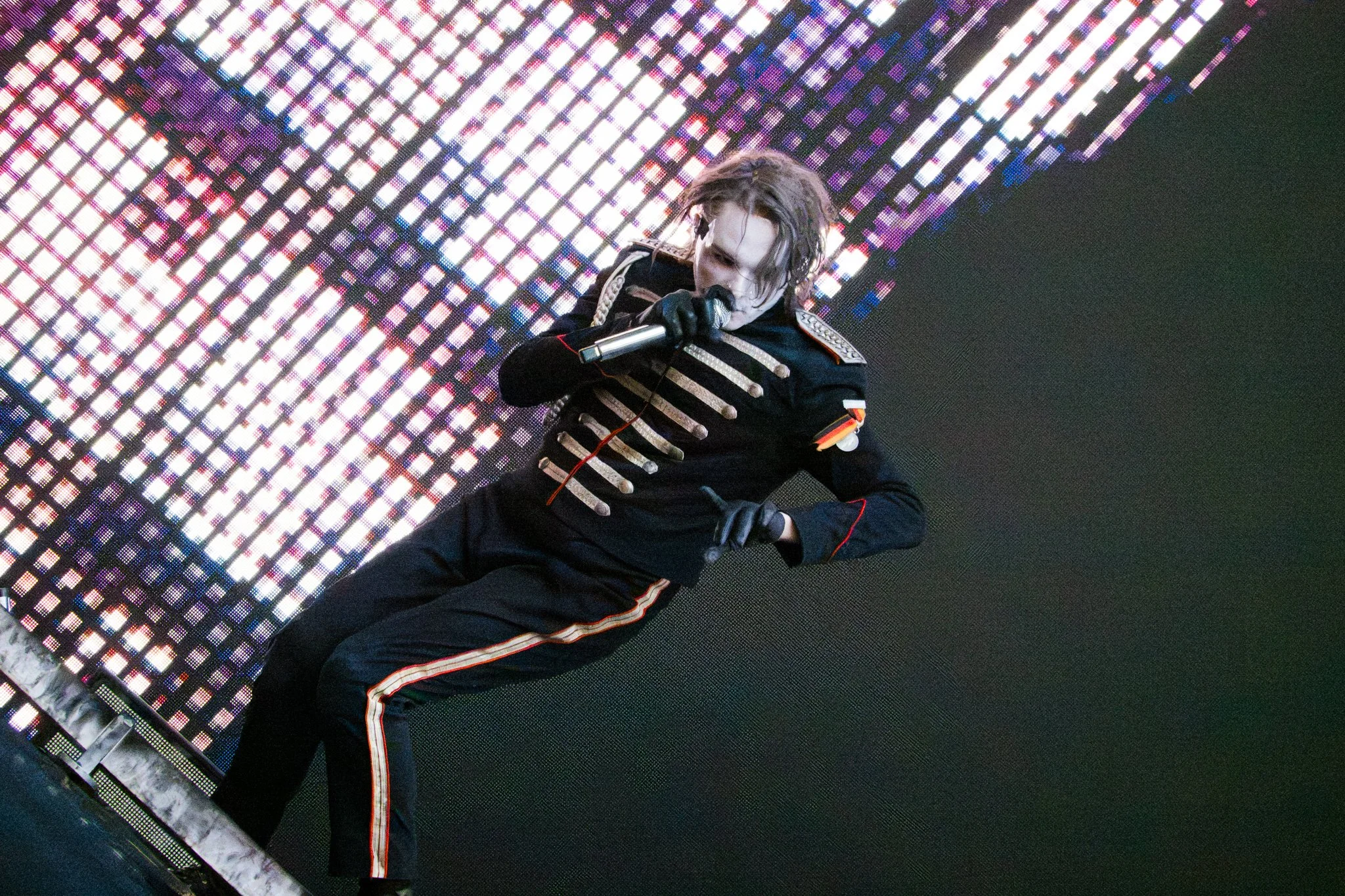 mcr-1.jpg